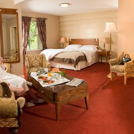 Cork'S Vienna Woods Hotel & Villas ภายนอก รูปภาพ