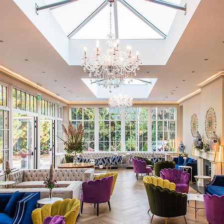 Cork'S Vienna Woods Hotel & Villas ภายนอก รูปภาพ