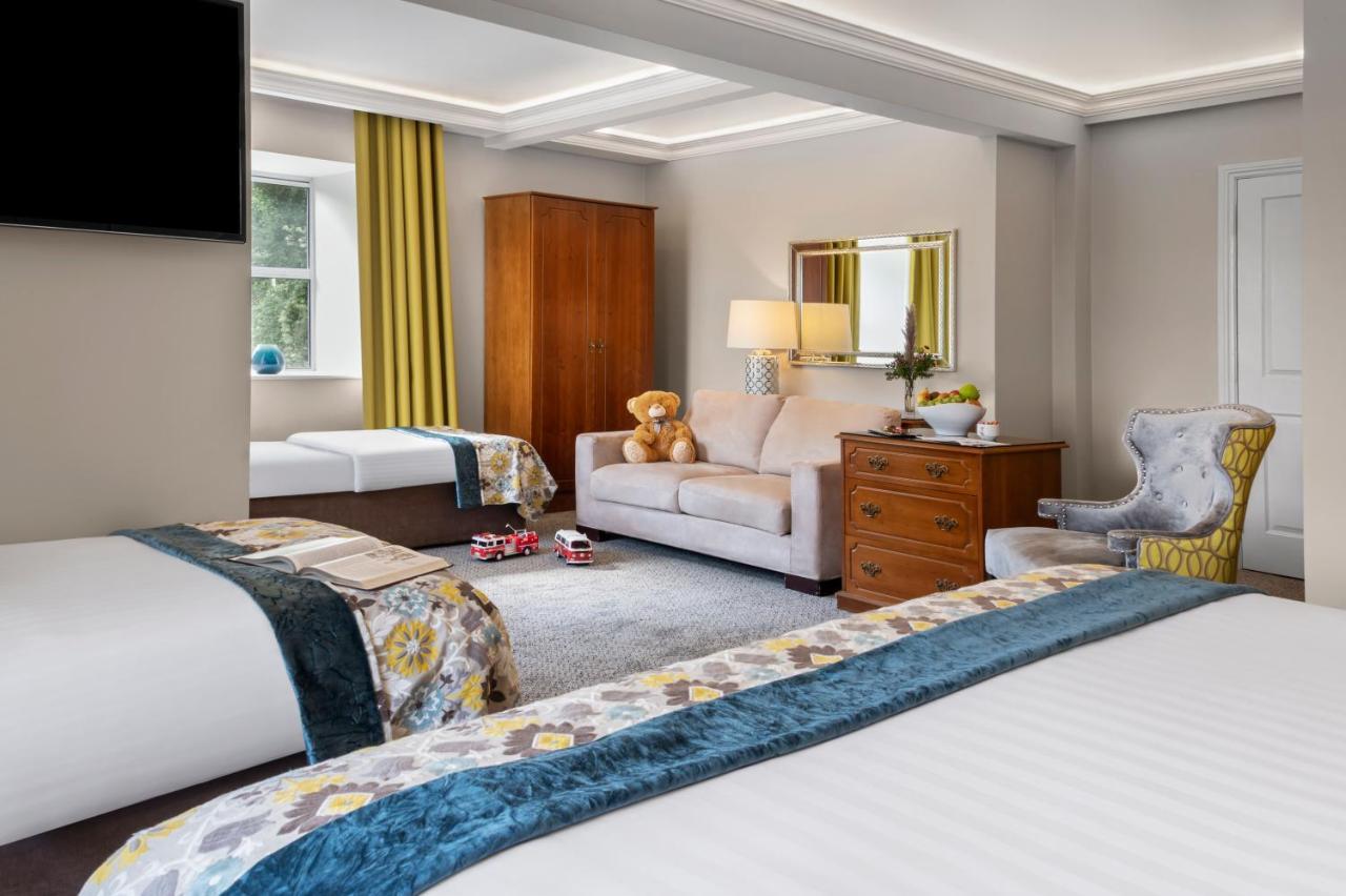 Cork'S Vienna Woods Hotel & Villas ภายนอก รูปภาพ