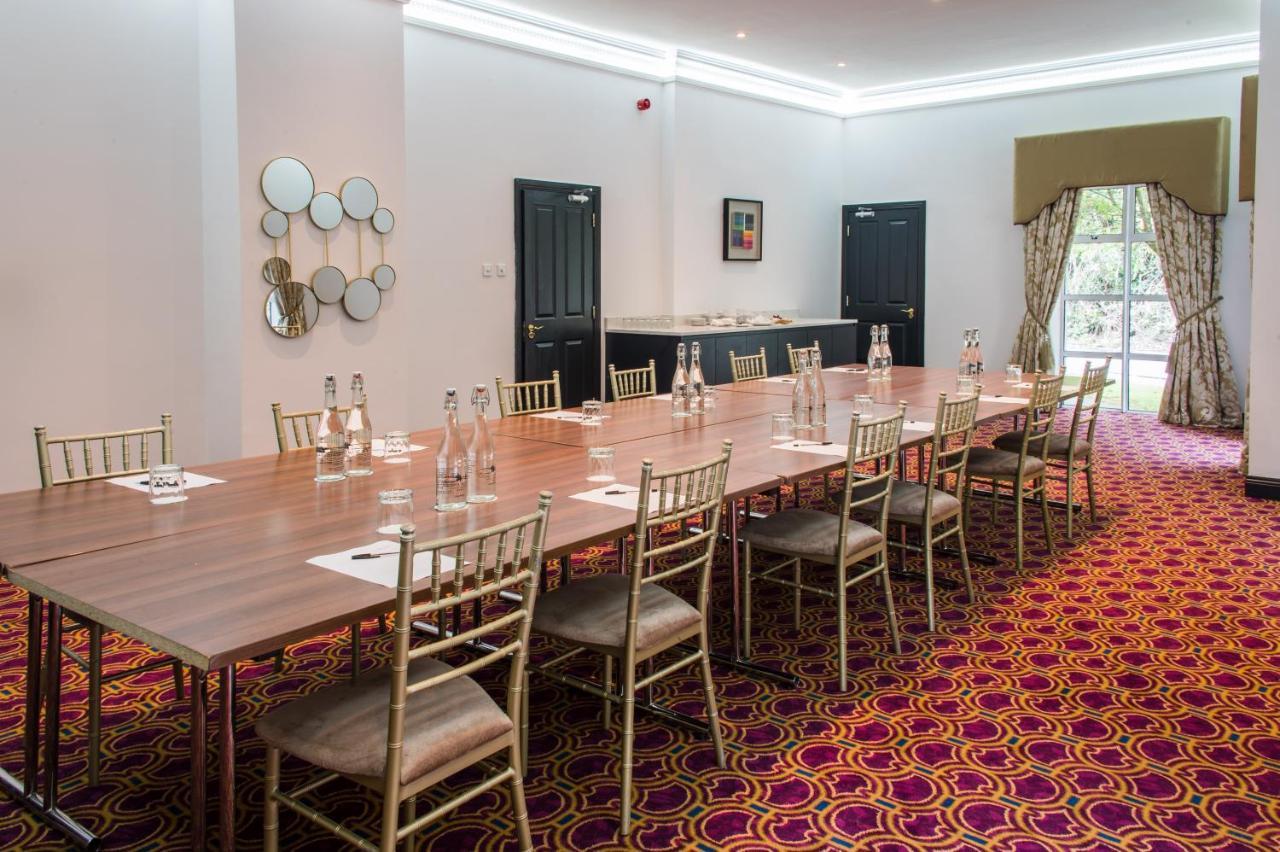 Cork'S Vienna Woods Hotel & Villas ภายนอก รูปภาพ
