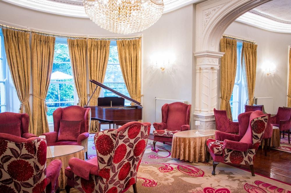 Cork'S Vienna Woods Hotel & Villas ภายนอก รูปภาพ