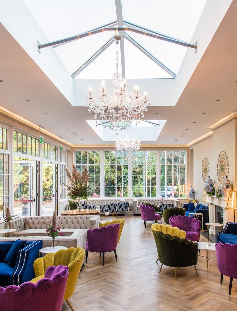 Cork'S Vienna Woods Hotel & Villas ภายนอก รูปภาพ