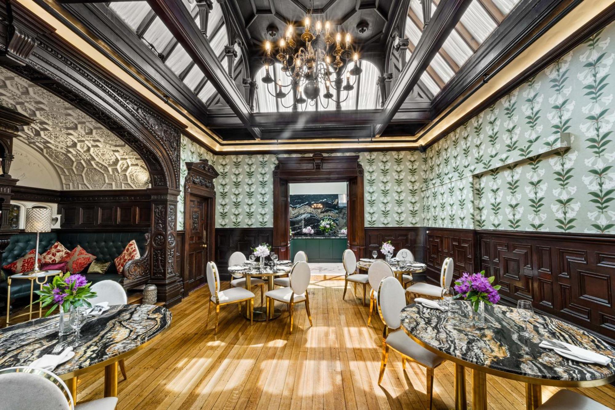 Cork'S Vienna Woods Hotel & Villas ภายนอก รูปภาพ