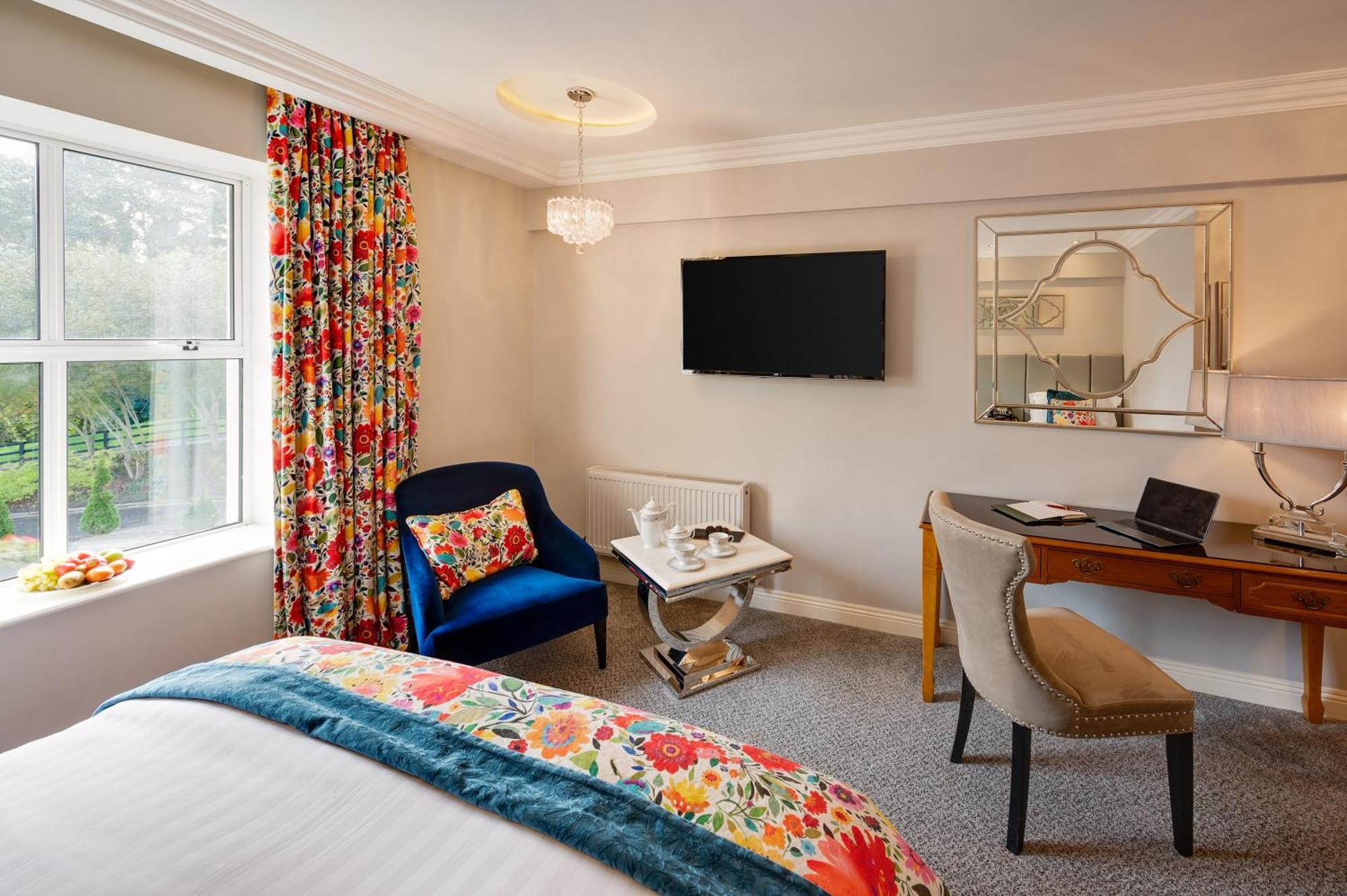 Cork'S Vienna Woods Hotel & Villas ภายนอก รูปภาพ