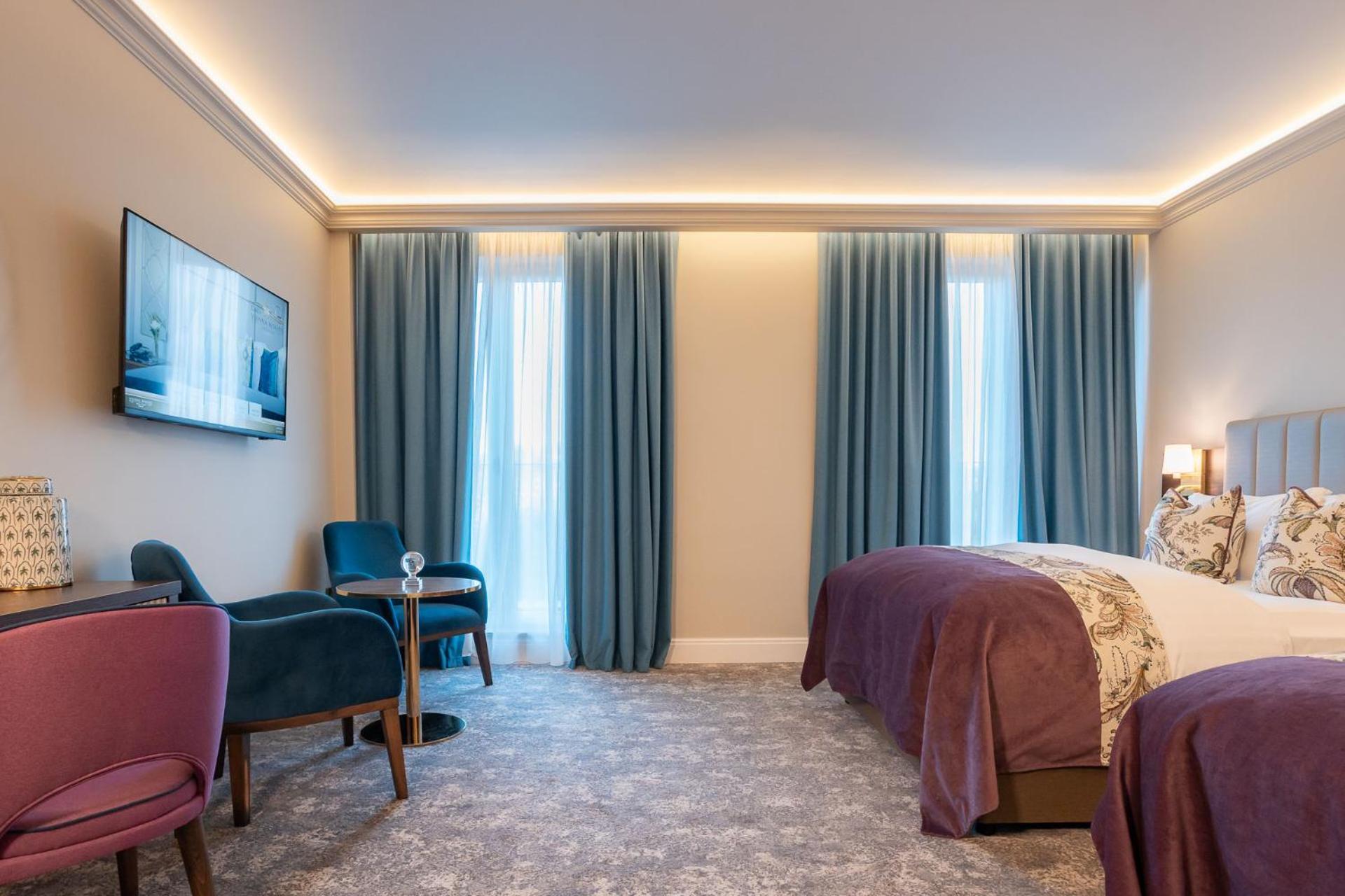 Cork'S Vienna Woods Hotel & Villas ภายนอก รูปภาพ